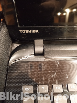 Toshiba Core i3 4/128SSD 6Gen 70% Fresh